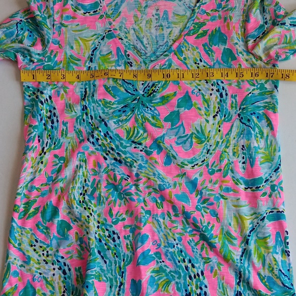 Lilly Pulitzer Multicolor V-Neck Top - Picture 4 of 4